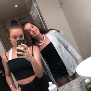 Meet your Posher, Morgan and Sara